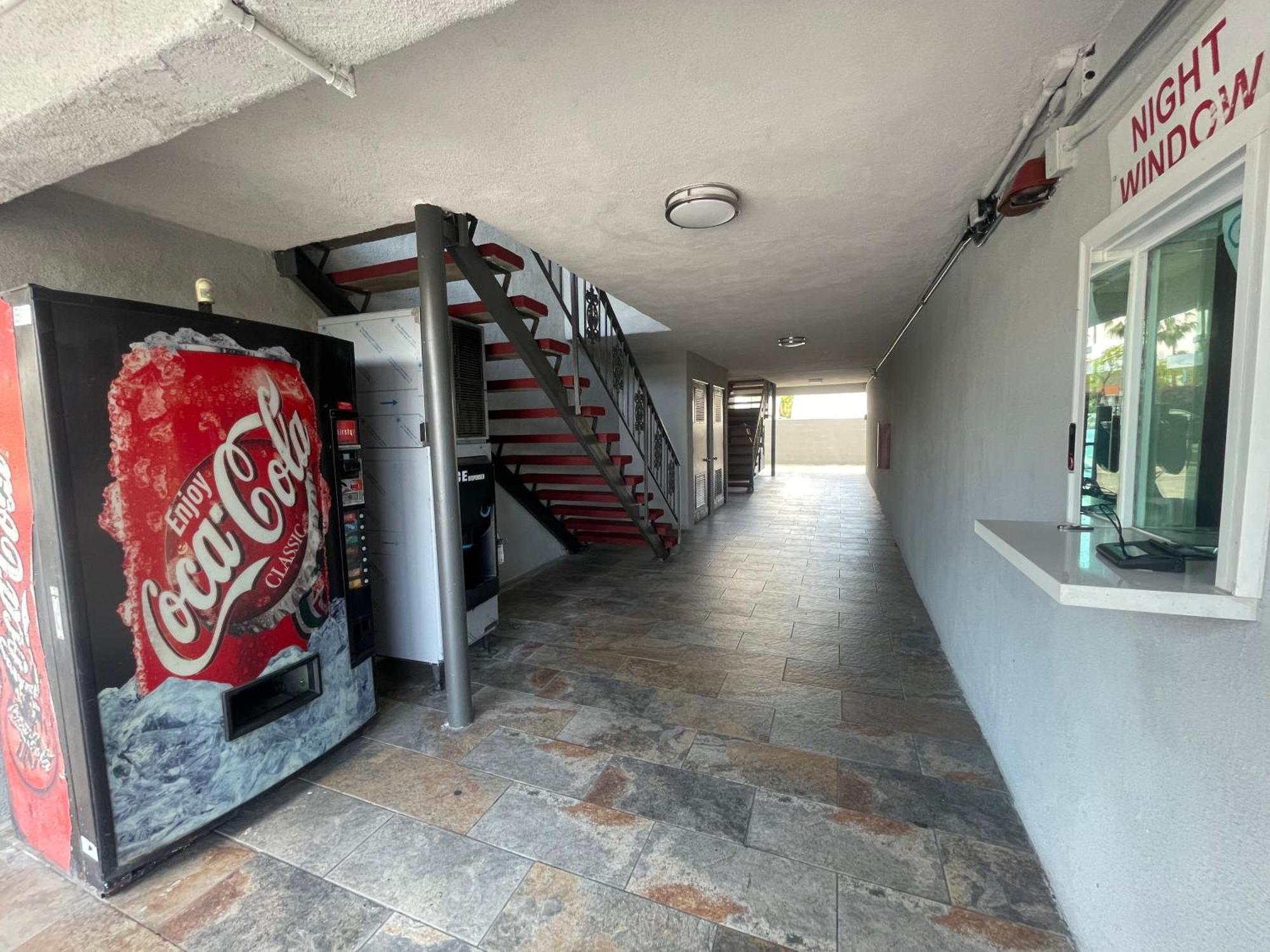 Simplestay Suites - Downtown San Bernardino Luaran gambar